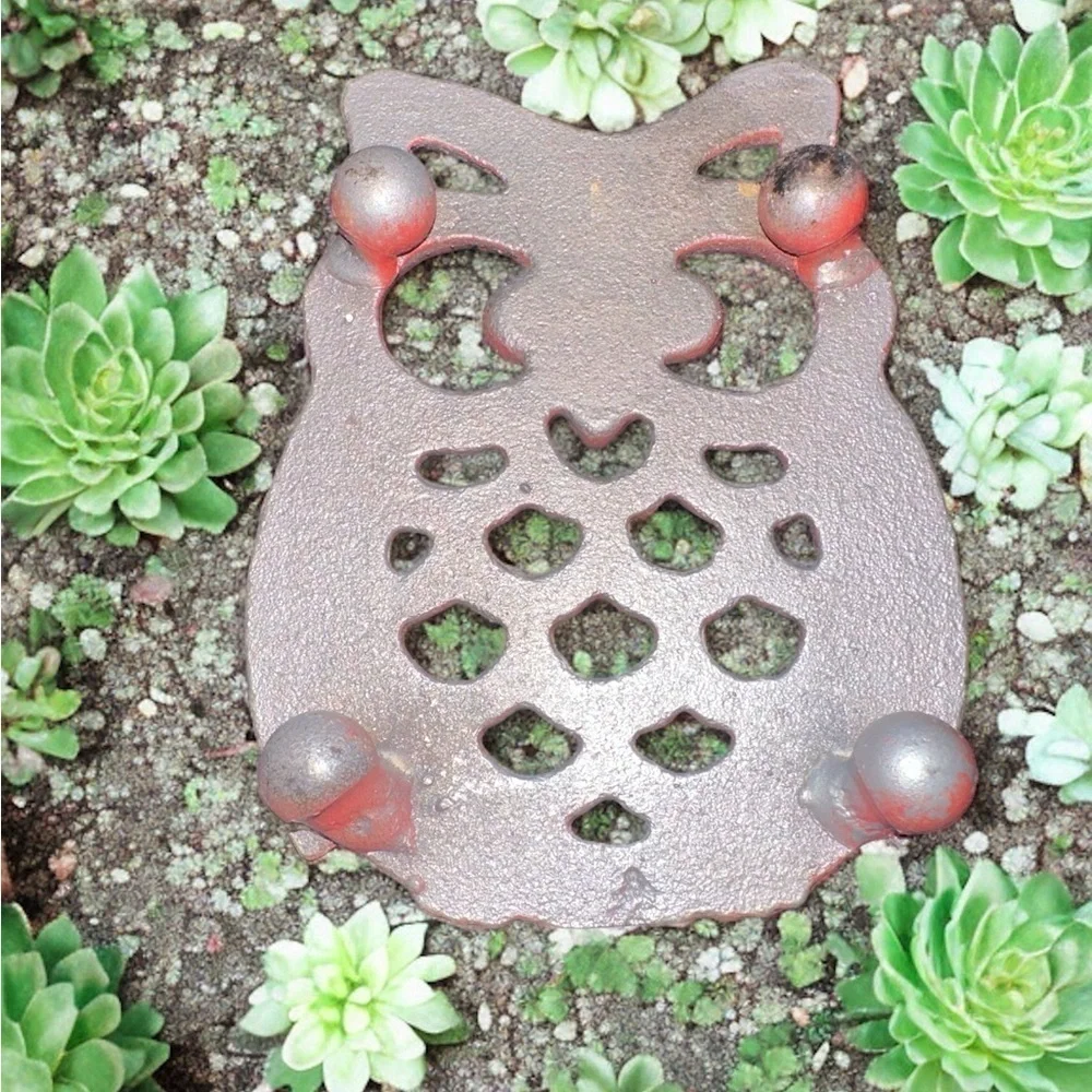 Vintage owl trivit Red
